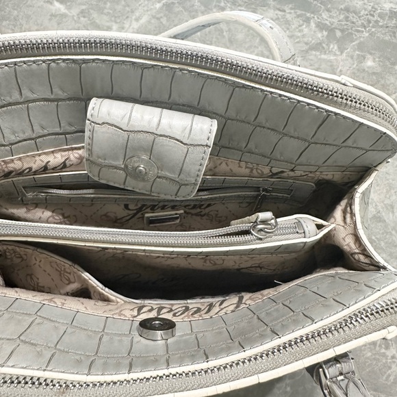 Guess Delaney Medium Classic Croc Embossed Gray Women’s Tote Handbag - Picture 7 of 8